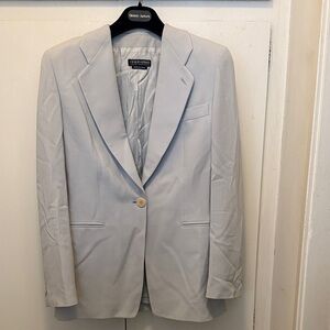 Giorgio Armani Women's Blazer in Pale Blue (goes with skirt listing for a suit)